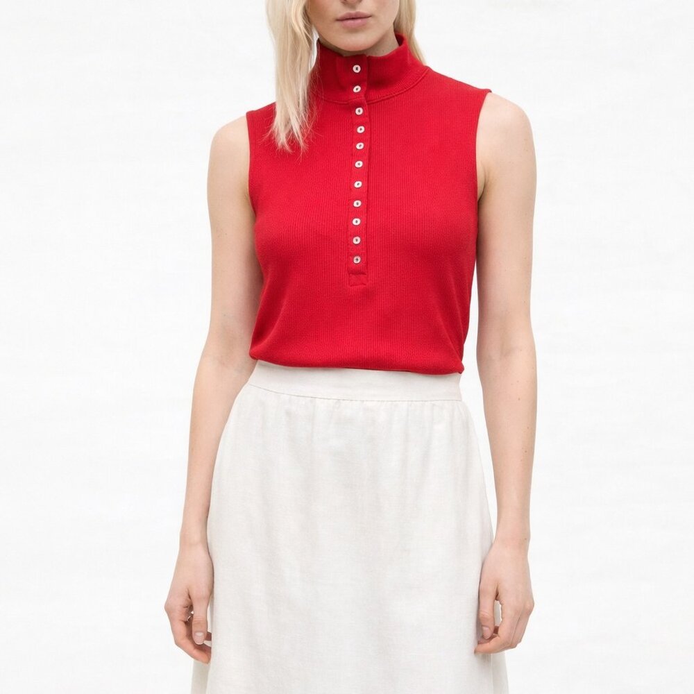 Red Sleeveless top -button front detail